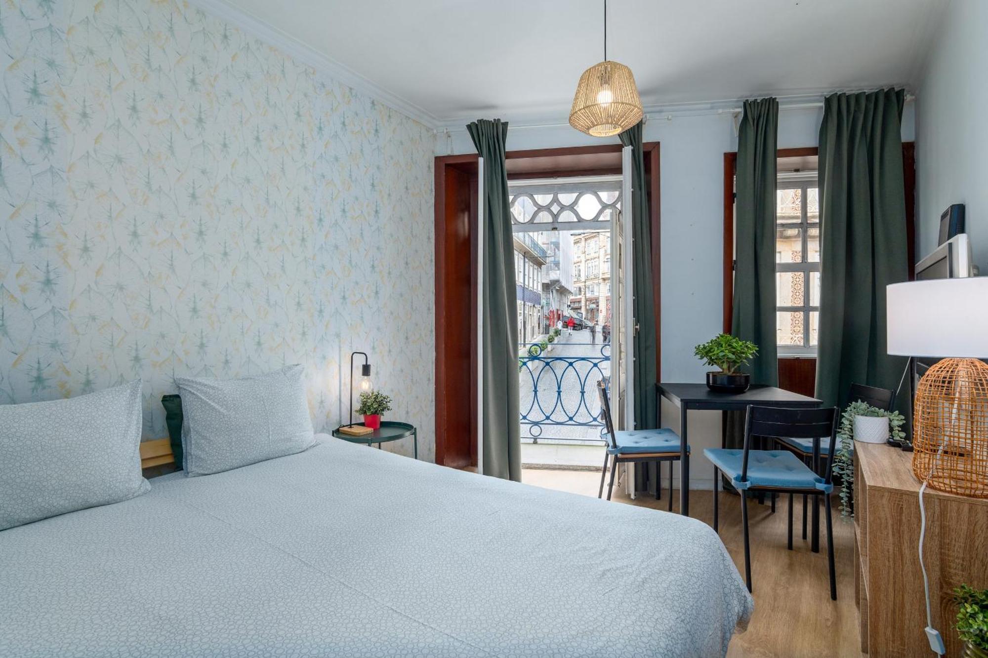 Апартаменти Renovated Feb25 Clerigos Cozy Balcony With Self Check In Порту Екстер'єр фото