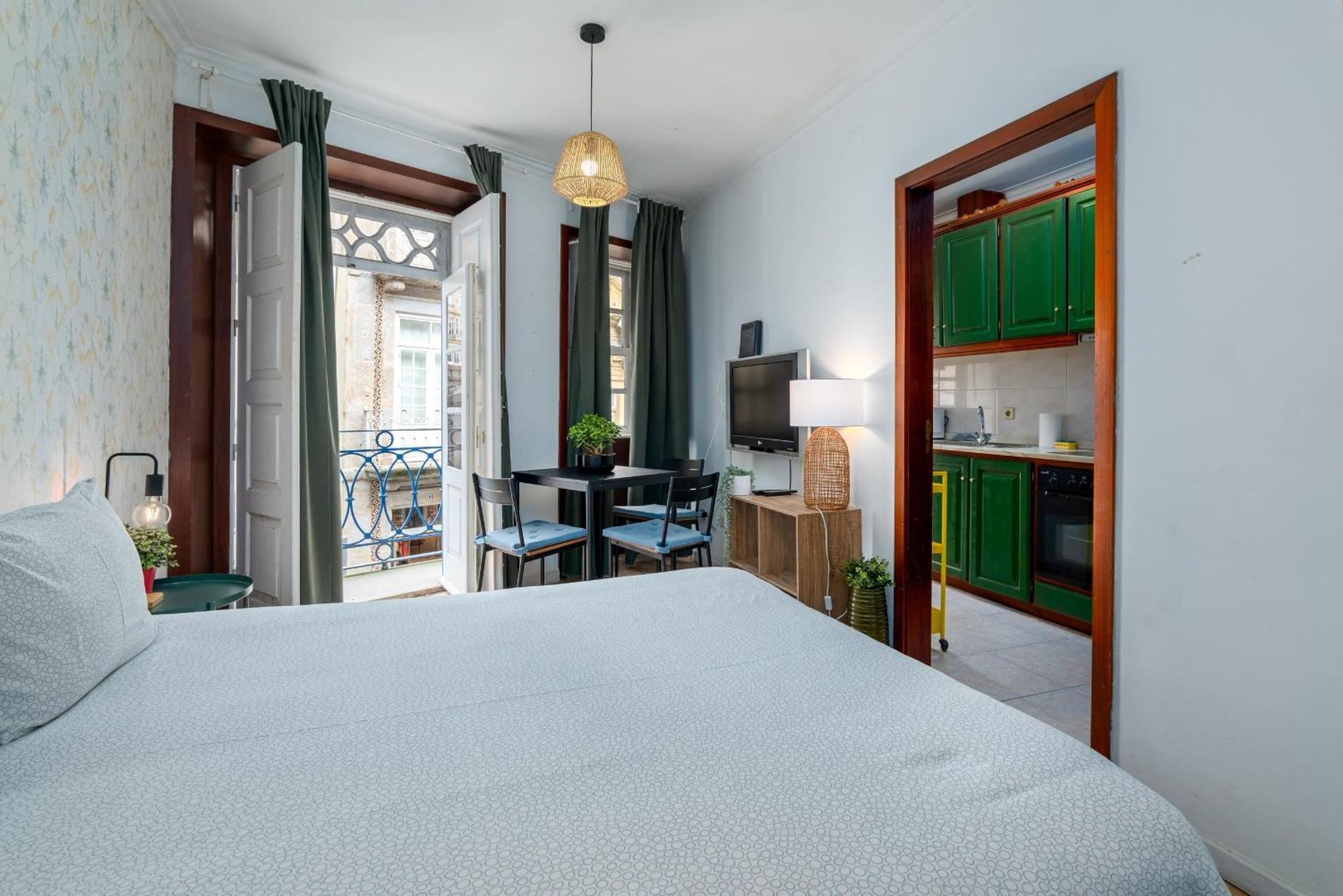 Апартаменти Renovated Feb25 Clerigos Cozy Balcony With Self Check In Порту Екстер'єр фото