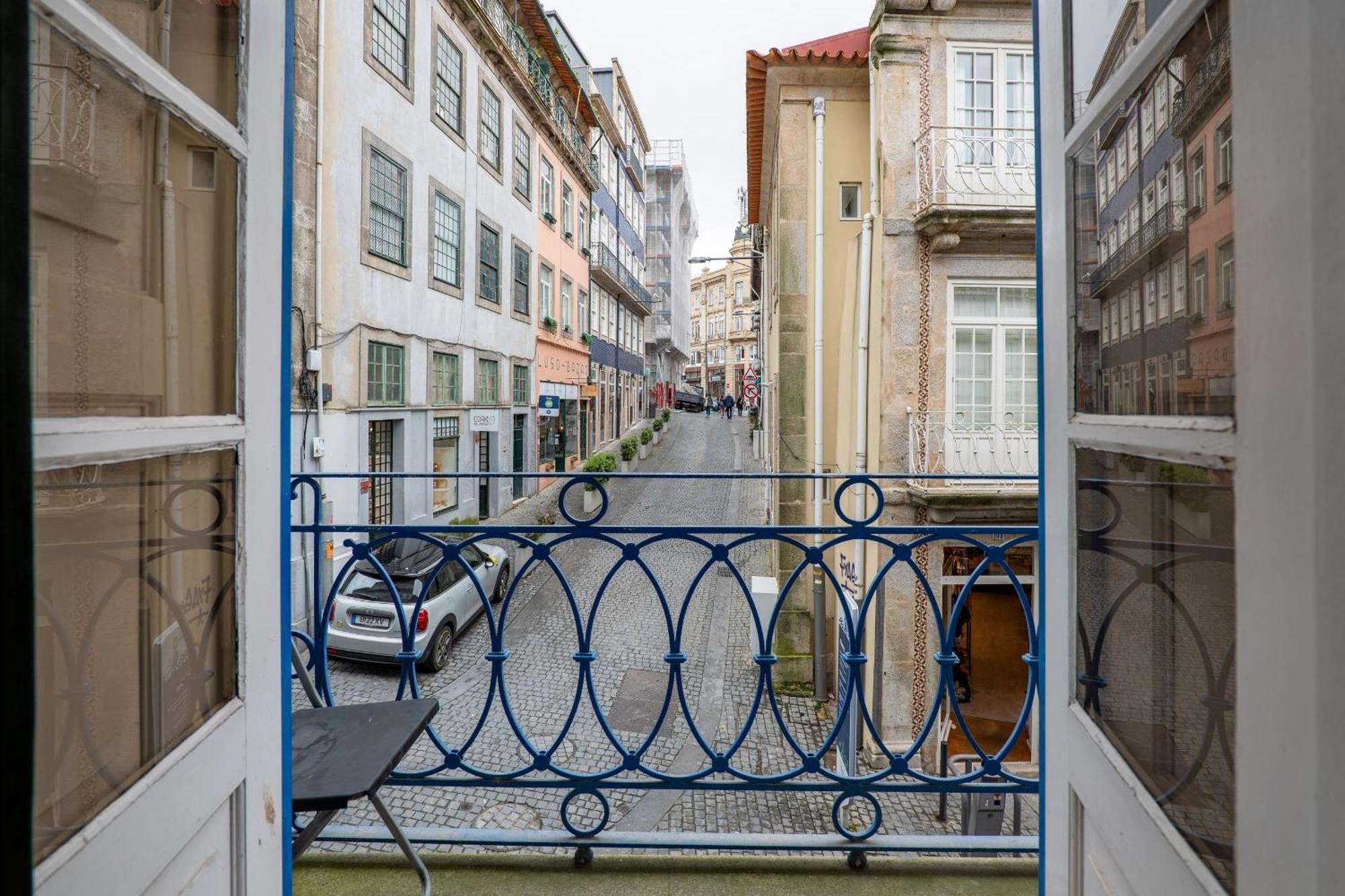 Апартаменти Renovated Feb25 Clerigos Cozy Balcony With Self Check In Порту Екстер'єр фото