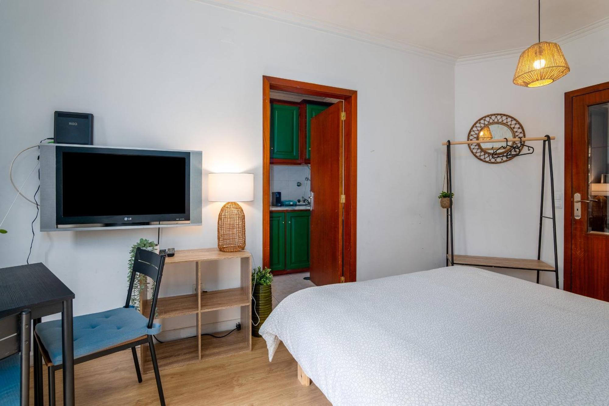 Апартаменти Renovated Feb25 Clerigos Cozy Balcony With Self Check In Порту Екстер'єр фото