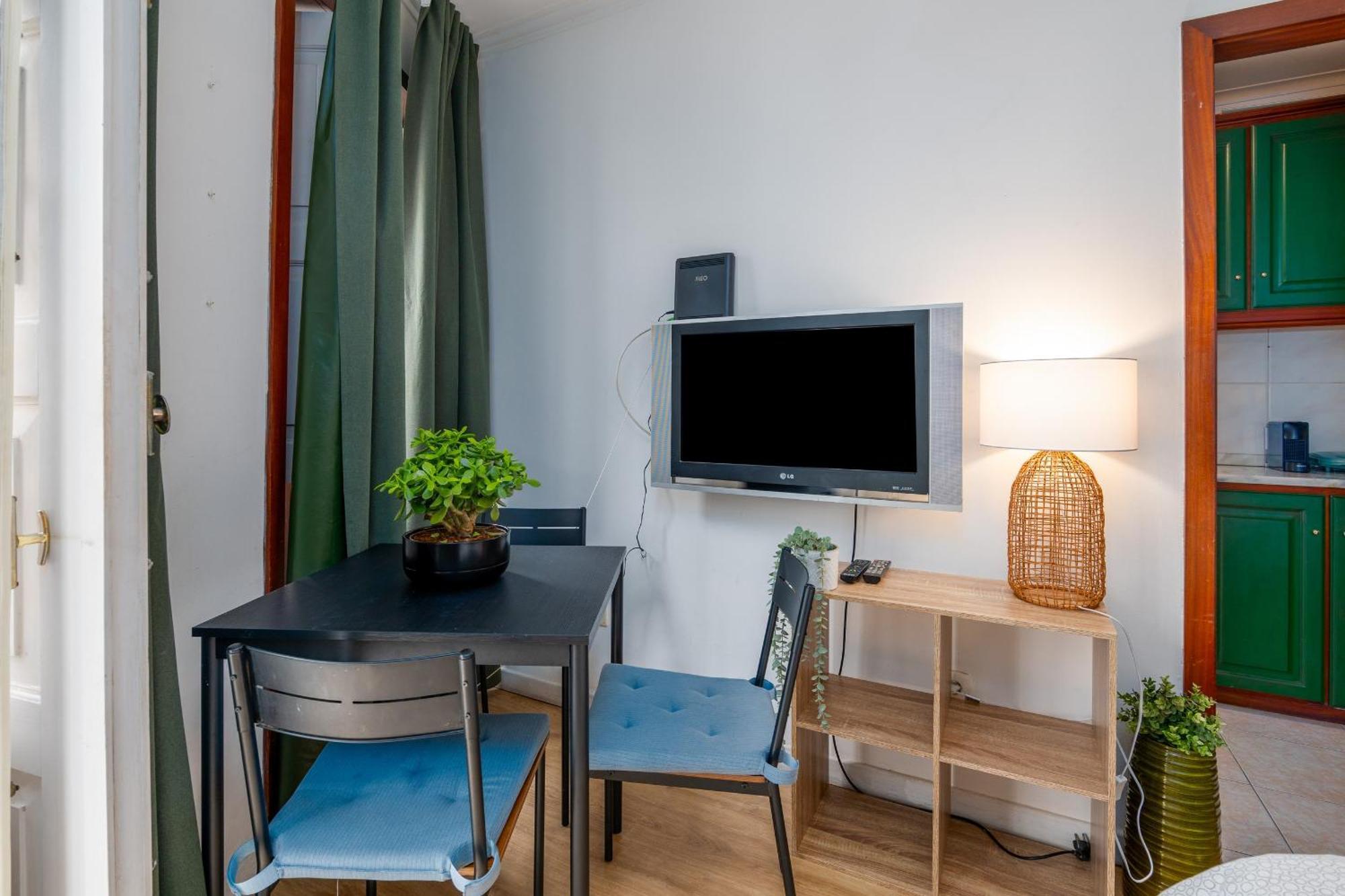 Апартаменти Renovated Feb25 Clerigos Cozy Balcony With Self Check In Порту Екстер'єр фото